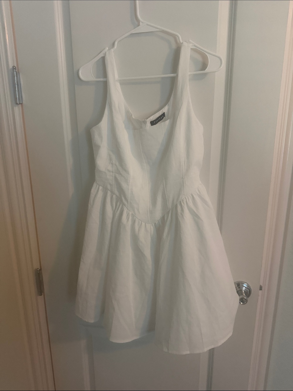 🤍 Floreya White Corset Mini Dress – Size Small